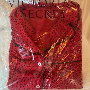 Luxurious Modal PJ’s Victorias Secret Heavenly Collection. XS red/black dots 🐞